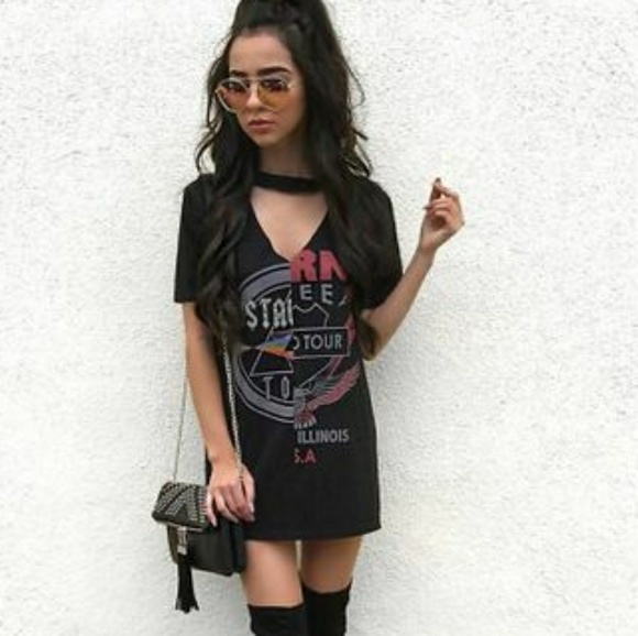 Forever 21 Tops - split graphic tour shirt Forever21